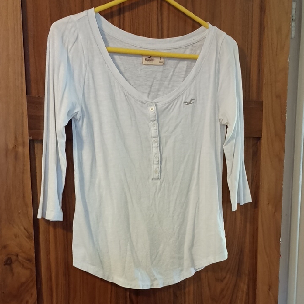 Hollister White 3/4 Sleeve Women's Tee